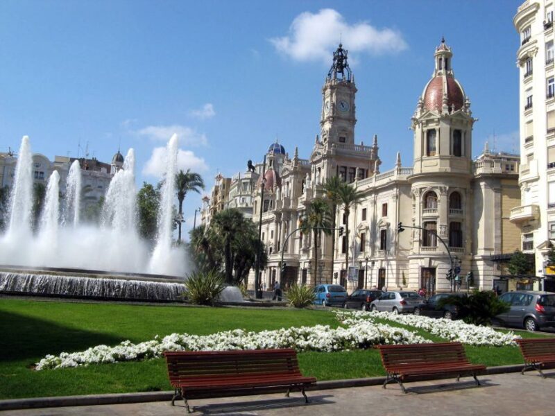 Valencia: Walking Tour of the Medieval City Center - Key Points