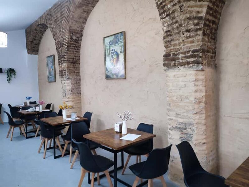 Valencina: Gastronomy and Flamenco Show in Aljarafe - Key Points