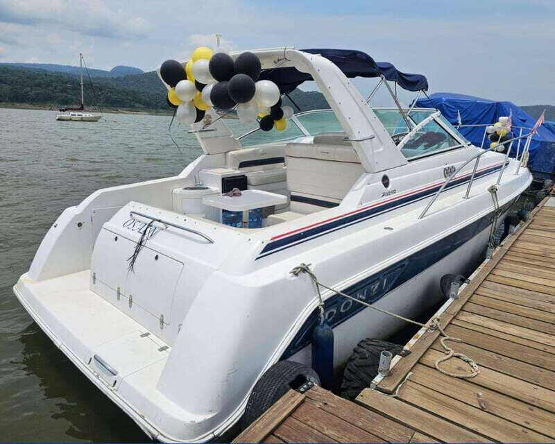 Valle de Bravo: 33 feet VIP Yacht Rental Experience - Key Points