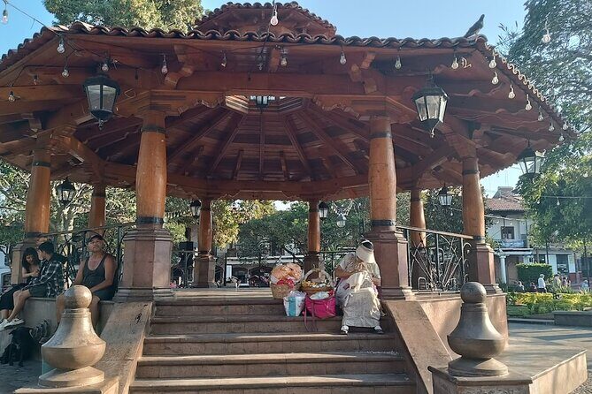 Valle de Bravo: Walking Tour & Ride a Jet Ski from Mexico City - Thrilling ATV Ride at Cascadas Velo de Novia