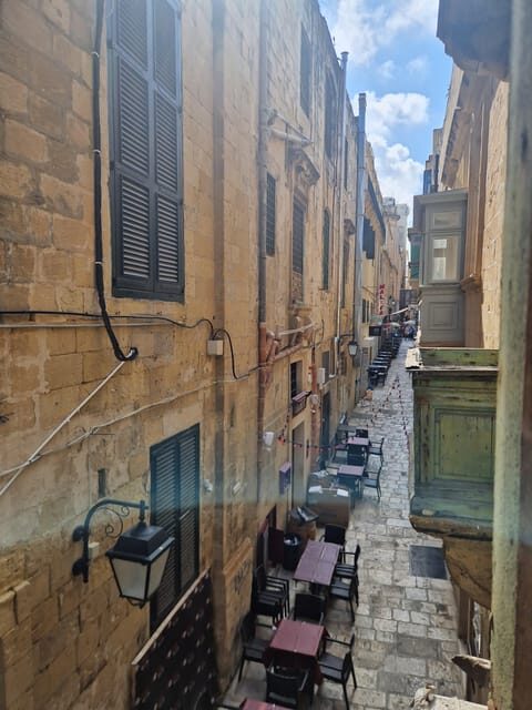 Valletta: Private Walking Tour with Local Guide - Who Should Consider This Tour?