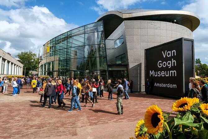 Van Gogh & Rijksmuseum w/ Reserved Entry Semi-Private 8ppl Max - Getting to the meeting point (and why it’s easier than you think)