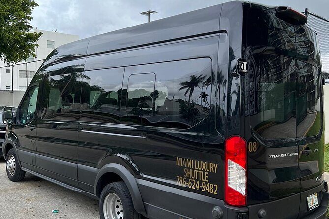VAN Mia Airport or Hotels to Miami Port or Hotels Up to 14pax - First Impressions: Is This Miami Transfer Right for You?