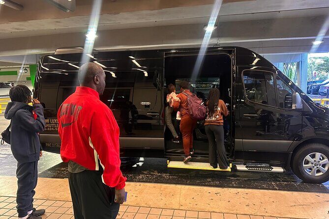 VAN Mia Airport or Hotels to Miami Port or Hotels Up to 14pax - Who Is This Transfer Best For?