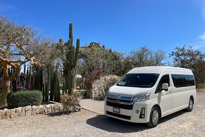 van private R/T from airport to your Hotel in los cabos - The Experience in Detail