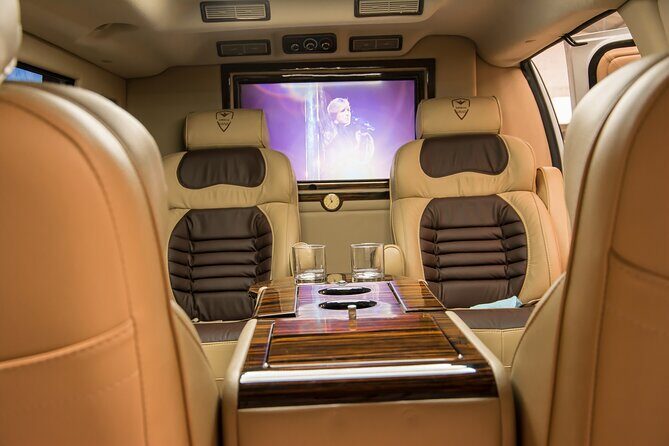 Van Private Ultra Luxury with Driver EN San Miguel DE Allende - The Experience and What It Offers