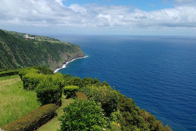 Van  Scenictour  Nordeste / Povoação  Full Day/ with lunch (Shared) - Who Would Love This Tour?