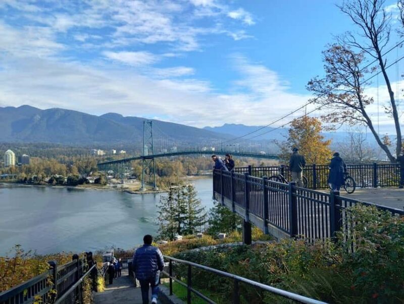Vancouver: City Car Tour, Stanley Park, Granville Island - What to Expect from the Vancouver City Car Tour