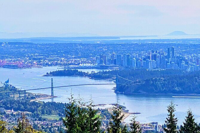 Vancouver City Tour With Look Out and Whistler Highlights - FAQ