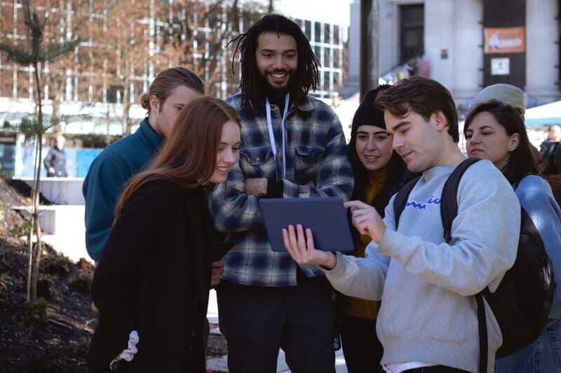 Vancouver Film & TV Tours: The Hollywood North Experience - The Experience and Atmosphere