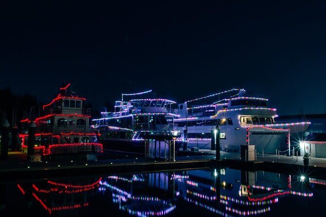 Vancouver Holiday Festive Dinner Cruises - What to Expect on the Vancouver Holiday Dinner Cruise