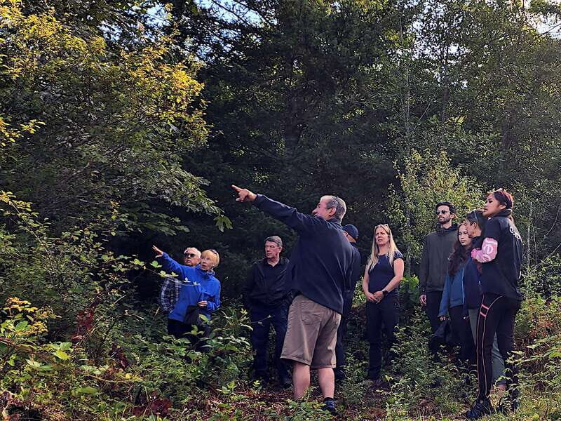 Vancouver Island: People Water Land - Indigenous & Whales - Wildlife and Nature on the Water