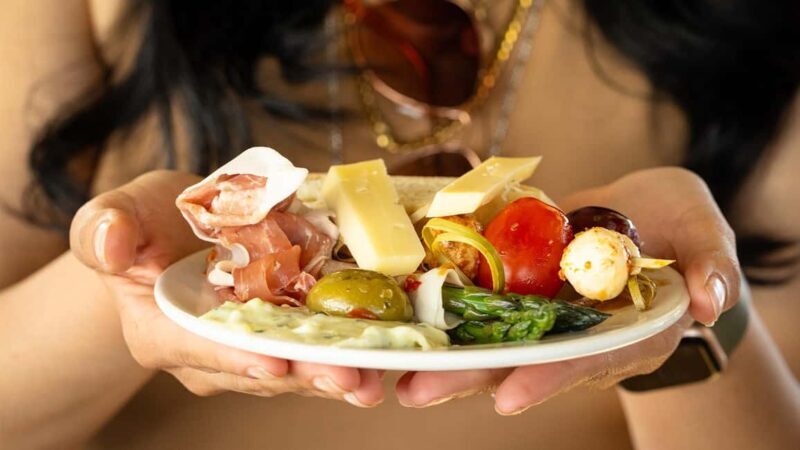 Vancouver - New Year's Eve Cruise - Setting the Scene: What to Expect on the Vancouver New Year’s Eve Cruise