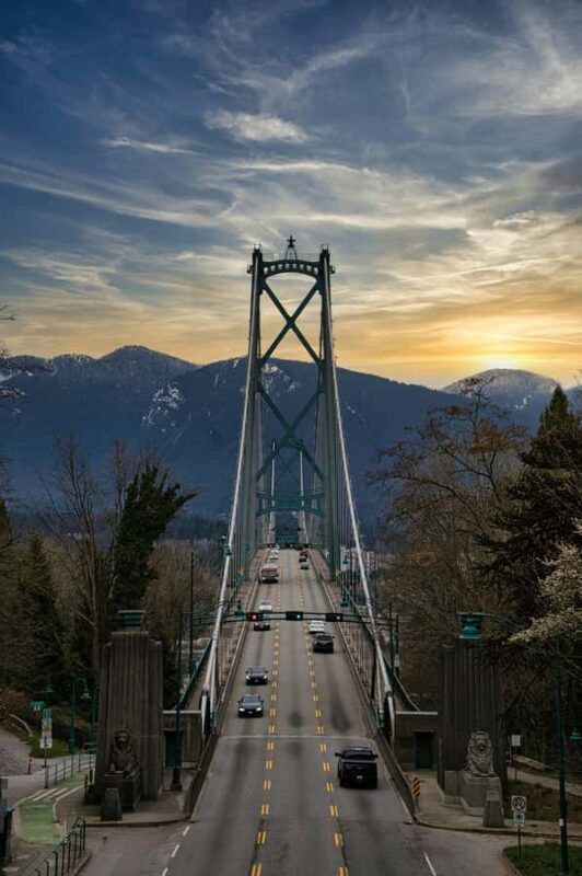 Vancouver: Private City Sights Tour by Minibus (3hrs) - The Value of this Tour