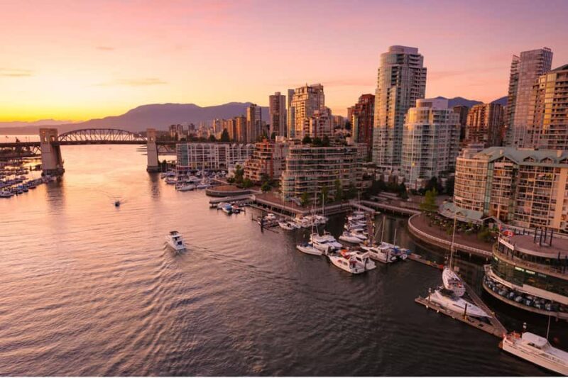 Vancouver : Private custom tour with a local guide - Why This Tour Can Be a Great Investment