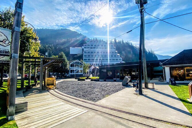 Vancouver Sea to Sky Gondola Tour in Squamish & Cypress Winter Fun Private - Coastal and Forest Views