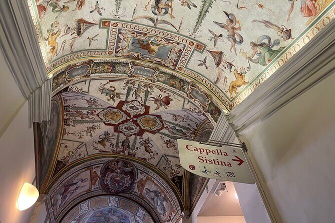 Vatican and Sistine Chapel Semi-Private Guided Tour - Diving Into the Tour Experience