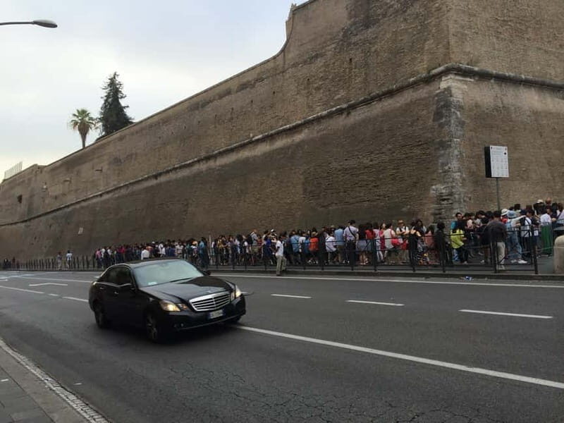 Vatican: Museum, Sistine Chapel & Raphael Rooms Evening Tour - Key Points