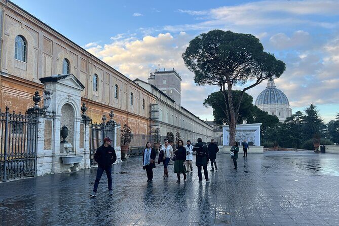 Vatican Museums Alone: Semi-Private Early Entry Tour & Breakfast - Practical Details and Tips