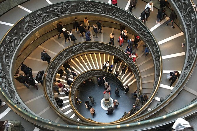 Vatican Museums and Sistine Chapel Tickets - Walking through the Experience