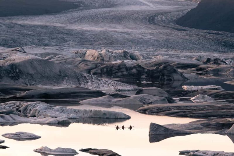 Vatnajökull National Park: Glacier Lagoon Kayaking Tour - Who is this best suited for?