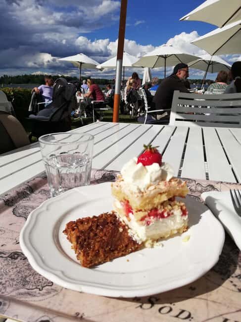 Vaxholm & Stockholm Archipelago: Guided Excursion, Day Trip - Wrapping Up the Day: Return to Stockholm