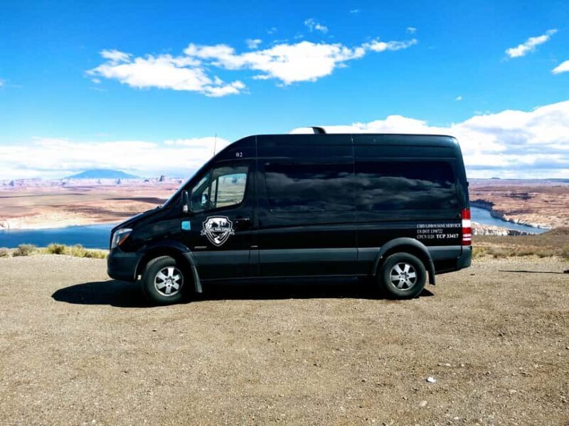 Vegas: Antelope Canyon & Horseshoe Bend VIP Small Group Tour - Horseshoe Bend: Overlook and 1.5 Miles of Walking