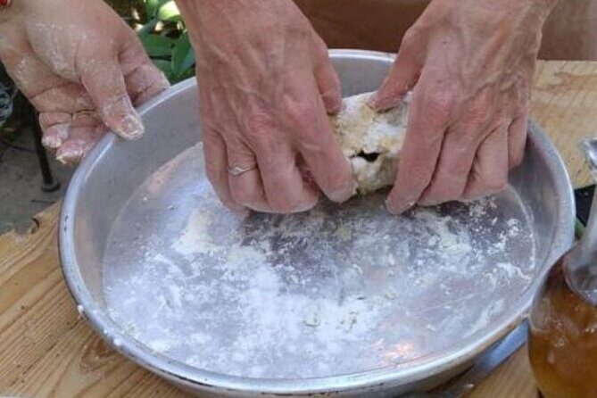 Vegetarian cooking class in Gjirokastër - Who Is This Experience Perfect For?