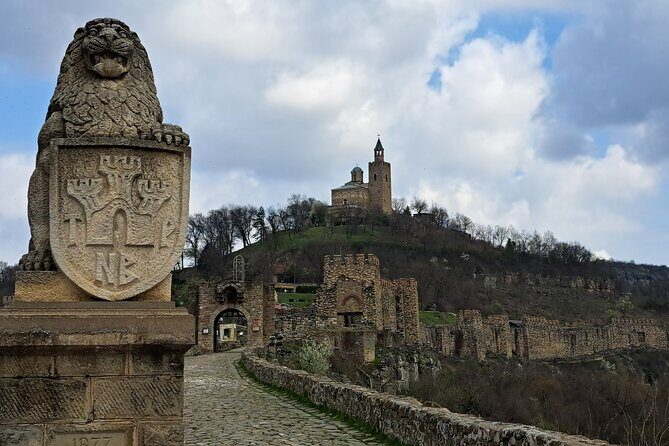 Veliko Tarnovo and Arbanasi day tour from Sofia with pickup - An In-Depth Look at the Tour