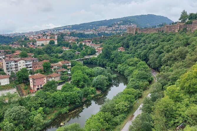 Veliko Tarnovo and Arbanasi day tour from Sofia with pickup - Who Should Consider This Tour?