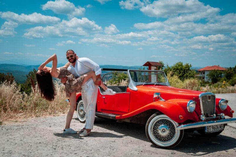 Veliko Tarnovo: Vintage Car Tour with Guide - Exploring Veliko Tarnovo in a Vintage Style
