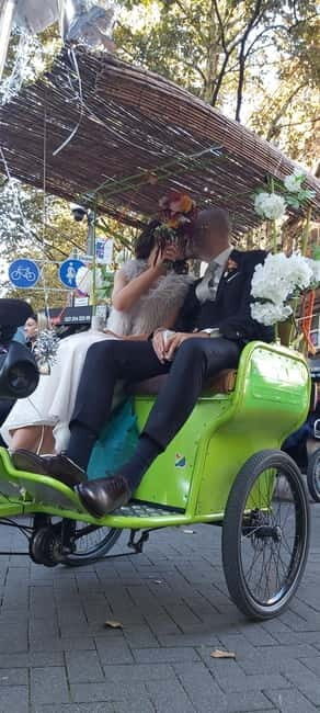 Veloloco Rickshaw Tour Cologne Sightseeing Wedding Brewery Birthdays - Value for Money and Practical Tips