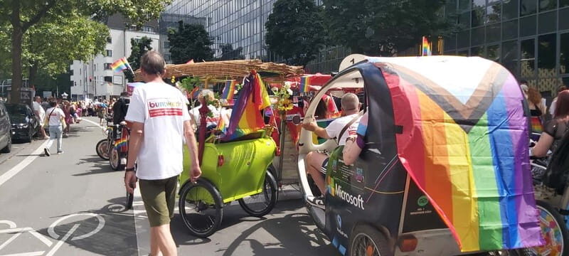 Veloloco Rickshaw Tour Cologne Sightseeing Wedding Brewery Birthdays - FAQ