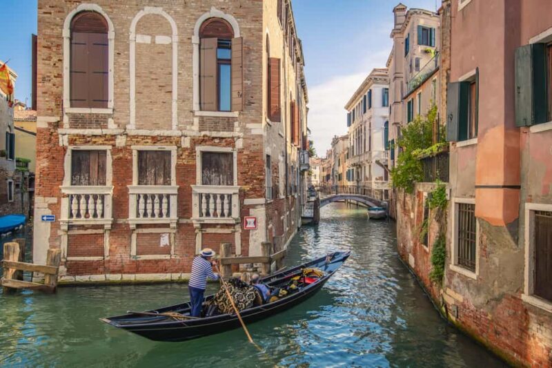 Venetian Private Sandolo tour - The Views and the Canals