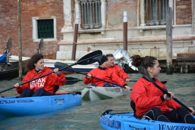 Venice: 60' Quick Kayak Tour of Venice with guide - Key Points