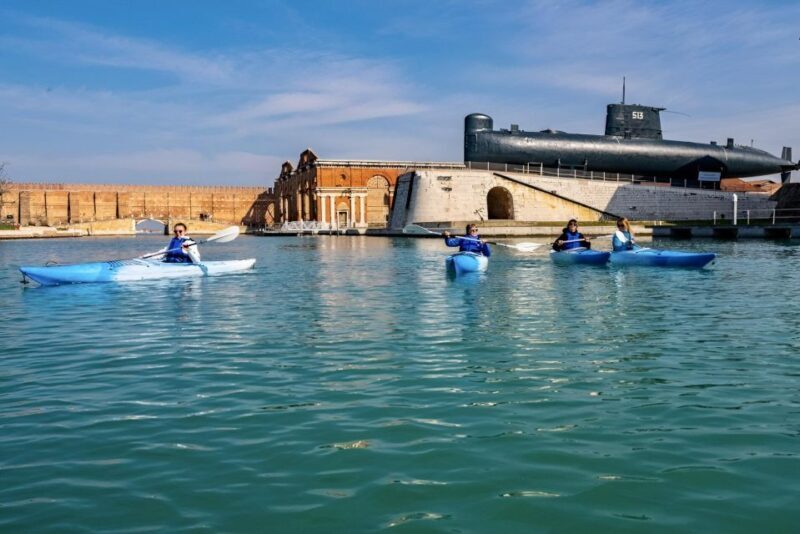 Venice Beginner's Kayak Tour in the Medieval Arsenal - Key Points