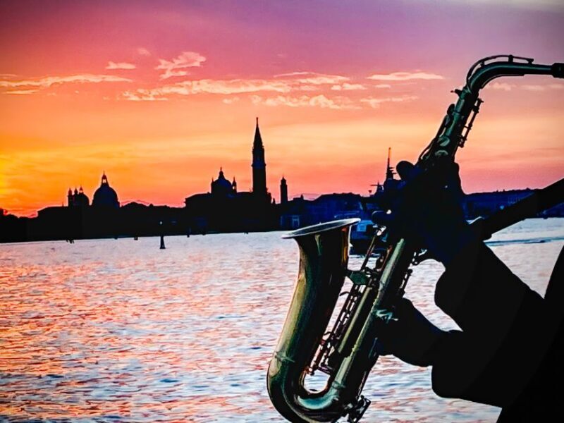 Venice: Catamaran Sunset Jazz Cruise with Aperitivo - Aperitivo and Drinks