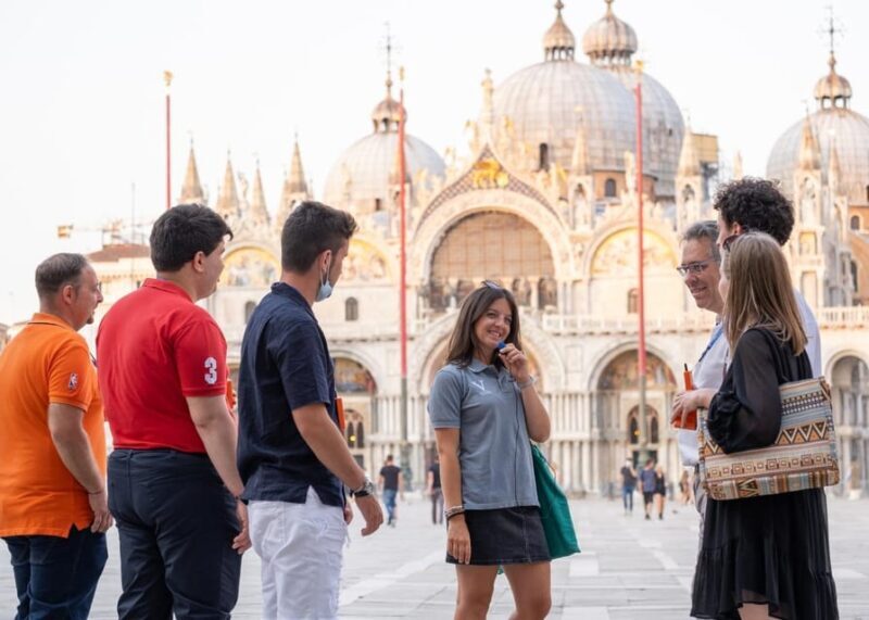 Venice: City Center Historical Guided Walking Tour - The VR Experience and Extra Touches