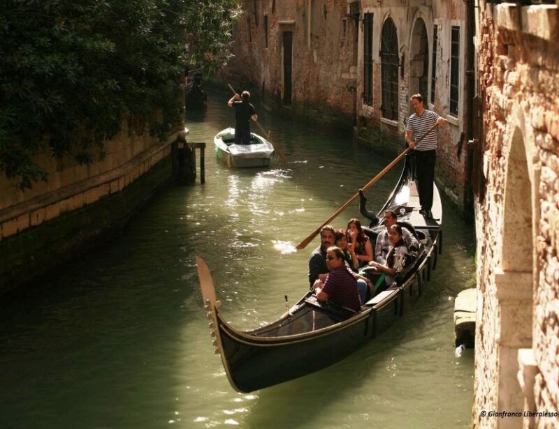 Venice Combo: Gondola, St. Marks Basilica Pala d'Oro option - Who Should Consider This Tour?