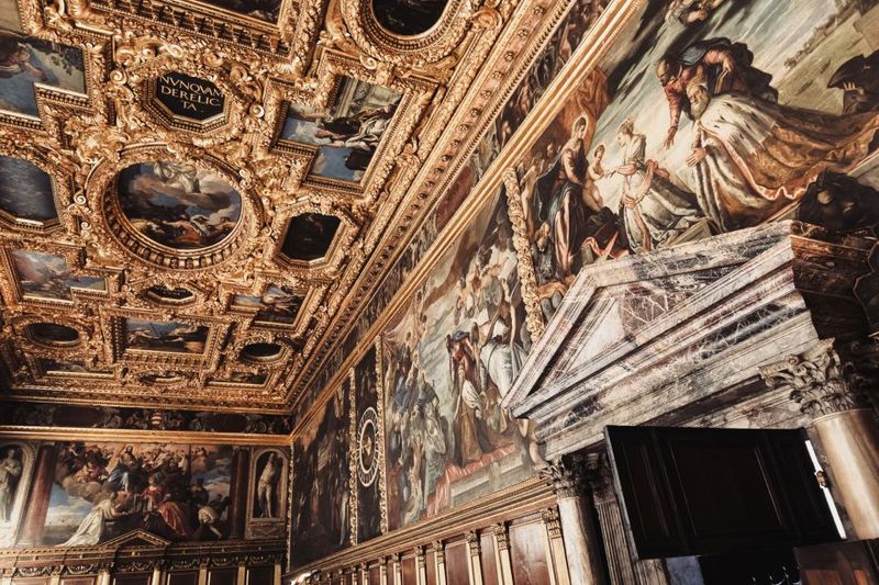 Venice: Doge's Palace & St Mark's Tour with Upgrade Option - Doge’s Palace: power, art, and the inside stories