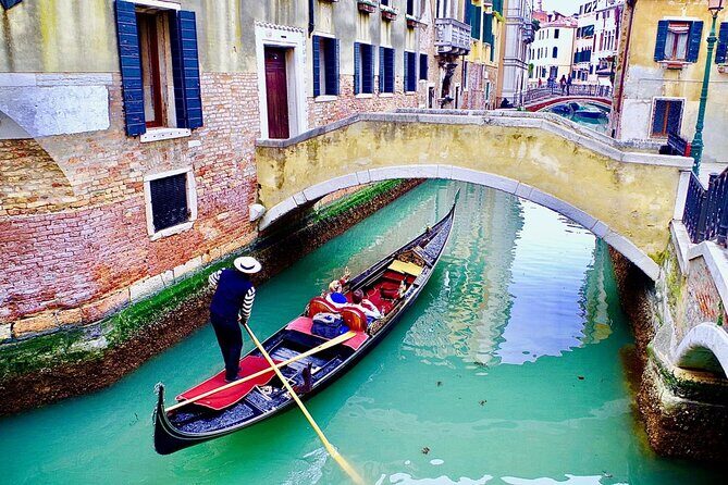 Venice: Enchanting City Walk & Majestic Gondola Glide! - FAQ