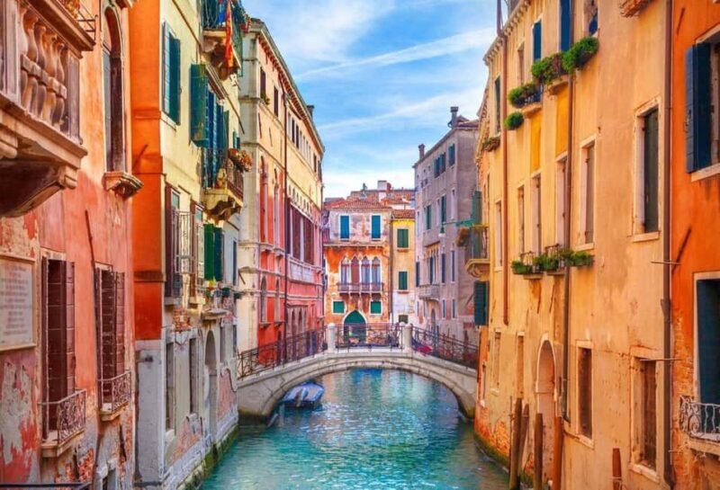 Venice Essential: Doges Palace & Gondola, Optional Basilica - What makes this tour special?