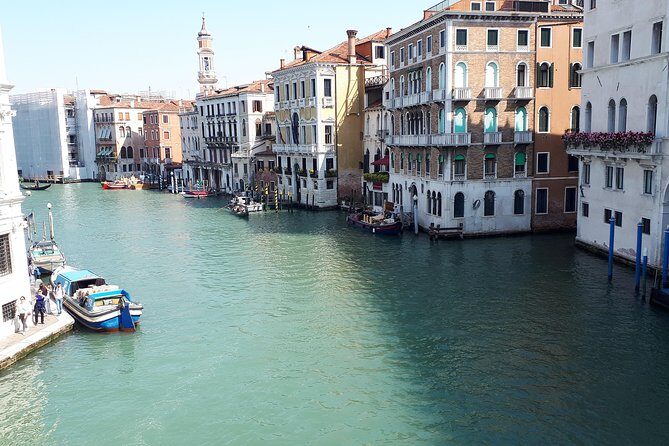Venice Full-Day private Tour From Milan. Hotel pick up - FAQ