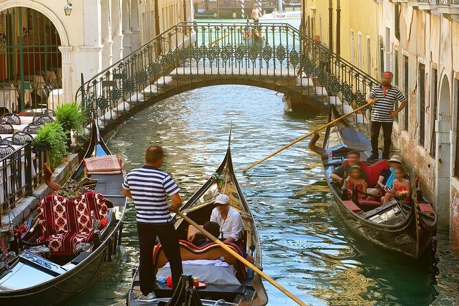 Venice Full-Day Tour from Lake Garda - Key Points