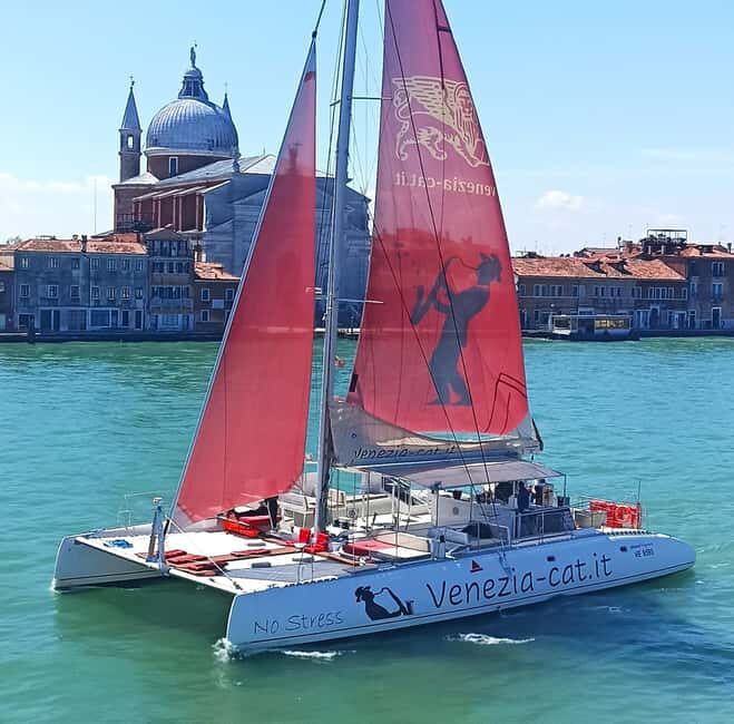 Venice: Golden Hour Cruise with Classical Music & Cocktail - What to Expect During the Tour