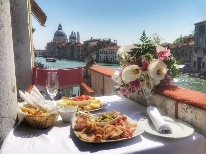 Venice: Gondola Ride and a Gala Dinner in a Venetian Palace - Frequently Asked Questions