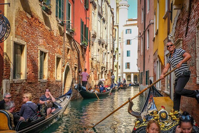 Venice Gondola ride with Skip the Line Doge's Palace tour - FAQ