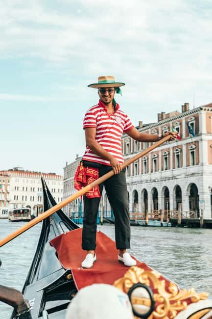 Venice: Grand Canal Gondola Crossing Experience - Price and Value