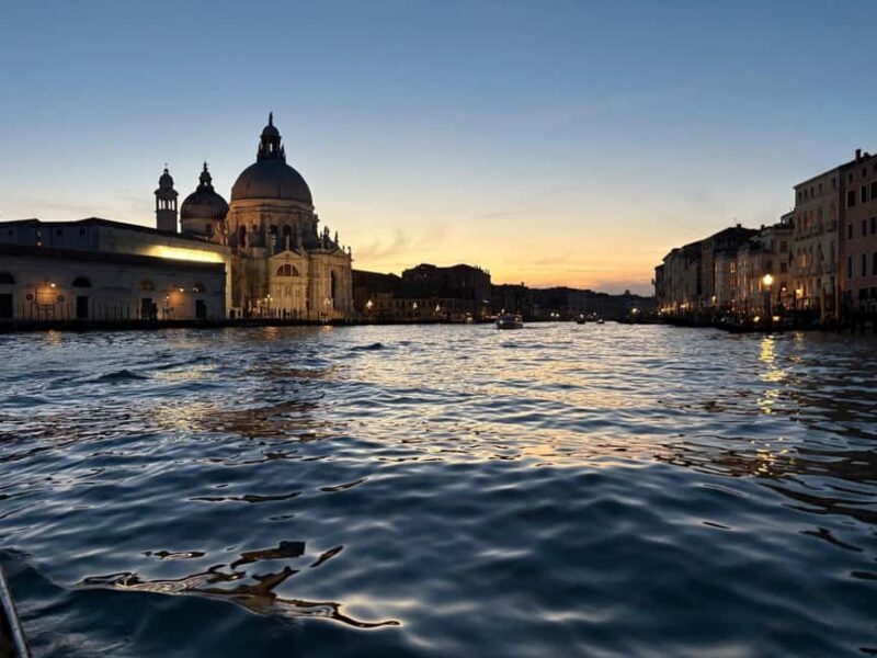 Venice: Grand Canal Gondola Crossing Experience - FAQ