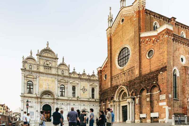 Venice: Highlights and Hidden Gems Night Walking Tour - The Guide and Storytelling